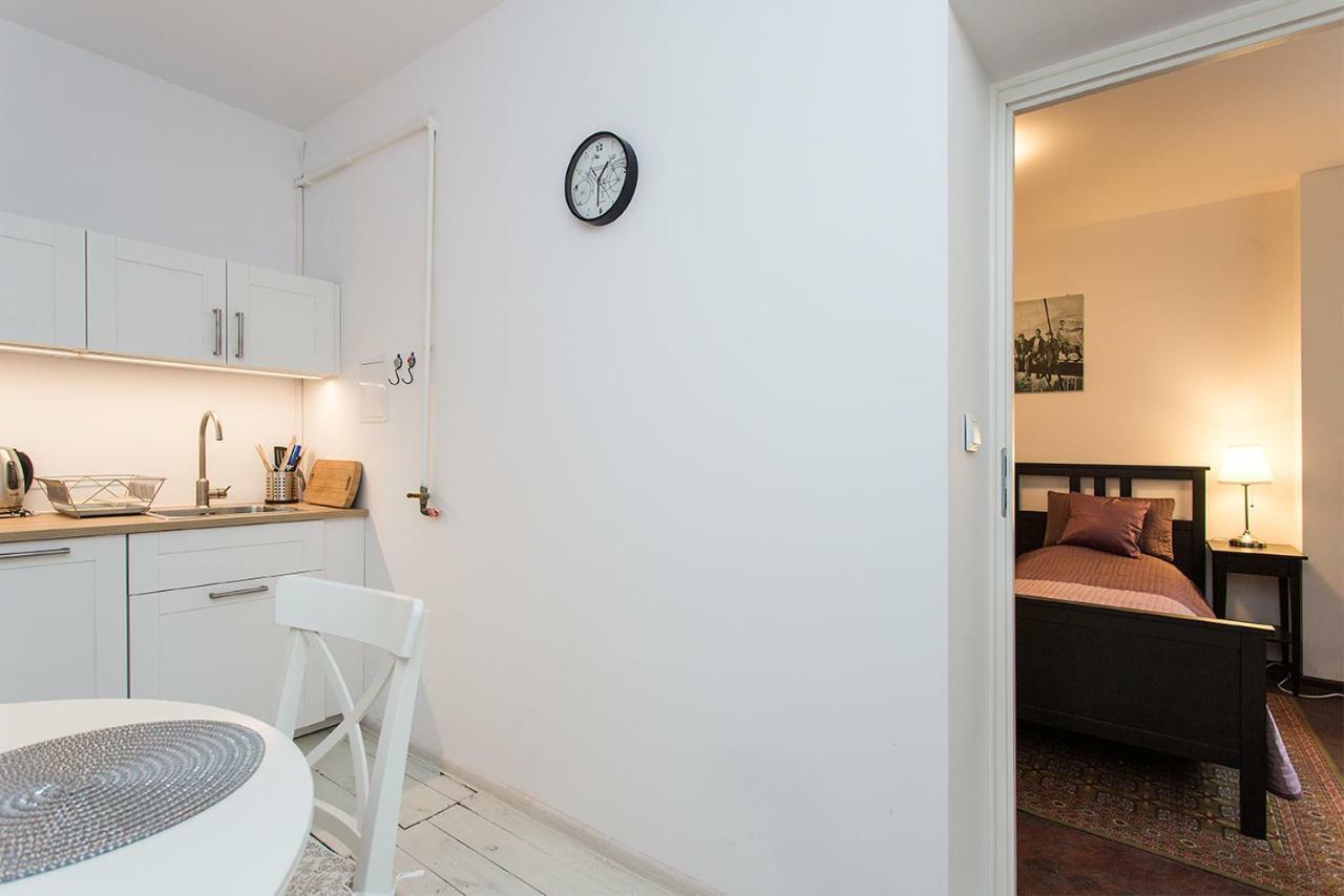 Fiesta Apartament Varsovie Extérieur photo